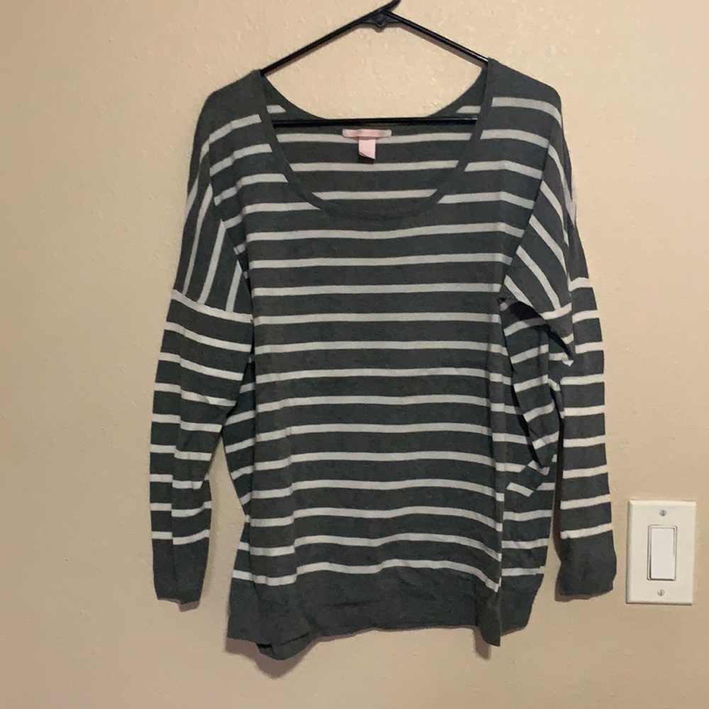 Women's stripe drop sleeve sweater